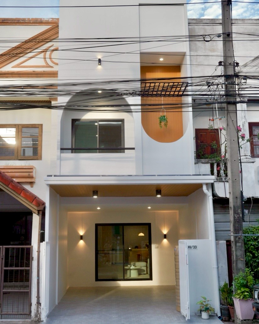 ทาวน์เฮ้าส์ 2 ชั้นแถมเฟอร์ฯ พร้อมเข้าอยู่ ใกล้รถไฟฟ้าสายสีเขียว หมู่บ้านศรีวิมลวิลล์ ติดถนนสายไหม